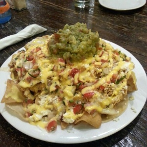 Super nachos tacontento