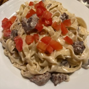 PASTAS - STEAK FETUCCINI