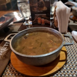 sopa de lentejas