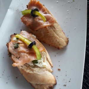 Bruschettas de Salmon