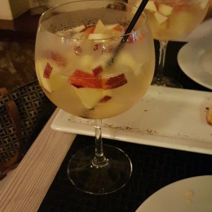 Sangria blanca