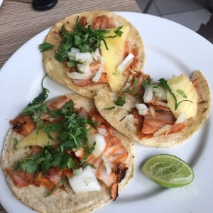 Tacos al pastor 