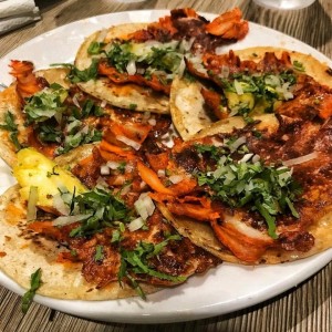 tacos al pastor