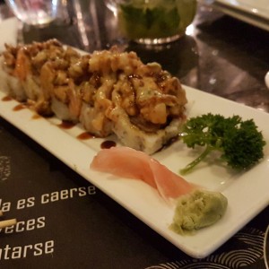 Sushi Tsugoi roll 