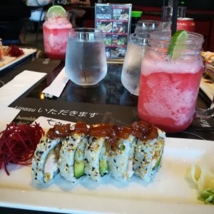 sushi sakura roll