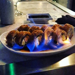 Sushi Flameado