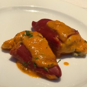 Piquillo relleno de bacalo