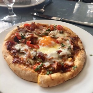 Pizza breakfast 