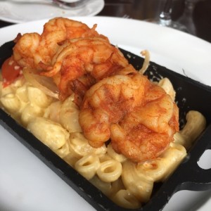 Mac and Cheese con camarones