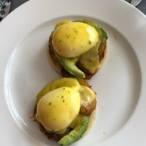 Huevos Benedictinos