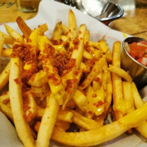 Cheese bacon fries