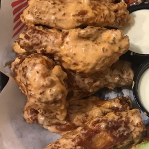 Creamy Buffalo Wings