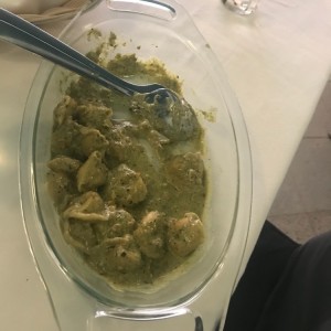 Raviolis en Salsa de Pistacho