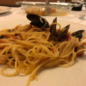 spaghetti frutti de mare