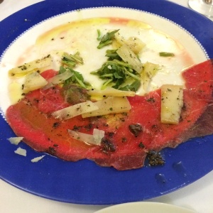 Carpaccio de res