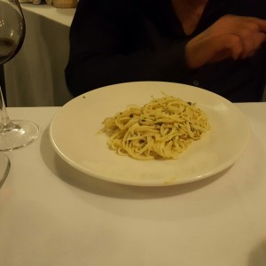 Spaghetini a la pimienta verde