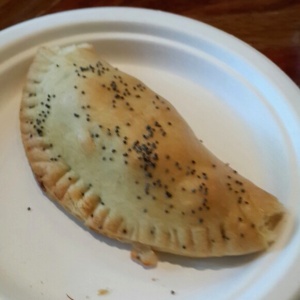 Empanada de queso y espinaca