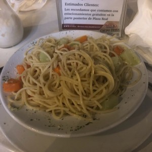 spaghetti de verduras al oleo