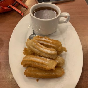 Churros con Chocolate