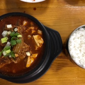 kim-chi-jjige (sopa de kimchi)