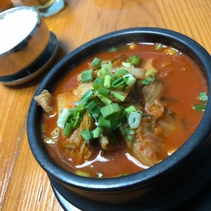 kim-chi-jjige (sopa de kimchi)