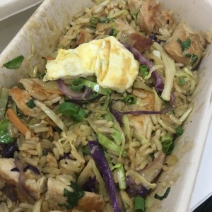 Nasi goreng de pollo