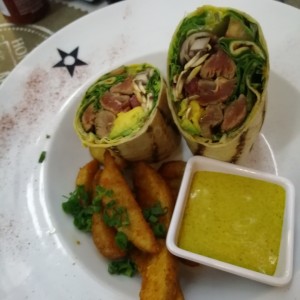 Wrap de Filetes de Res con Salsa de Curry