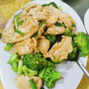 Pollo con Brócoli 
