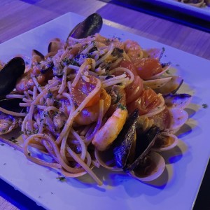 Pasta Tradizionale - Spaghettone Alla Pescatora
