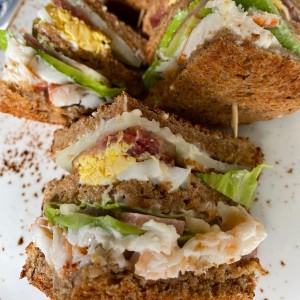club sandwich de langosta