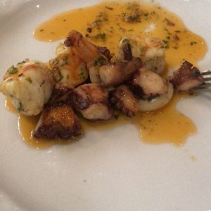 Pulpo a la Plancha, a la gallega, encebollado o al Ajillo