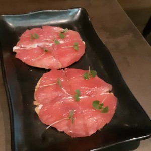 Para picar - Tuna pizza