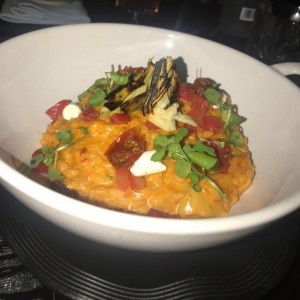 Risotto de tomates y queso de cabra