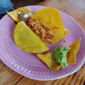 tacos mixtos carne pollo chorizo