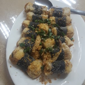 tofu frito con alga