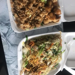 costillas agrudulces & Chow mein 