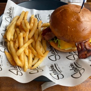 Top Burgers - American Cheese Bacon