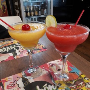 Margaritas de fresa y mango