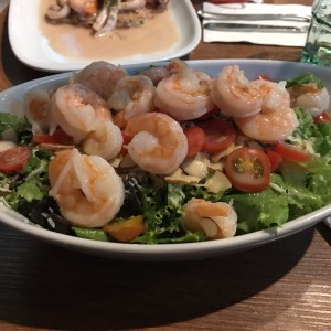 ensalada de camarones