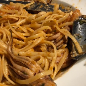 mariscos espaguetti