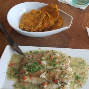 Filete de Corvina al Ajillo