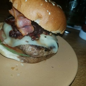 mushroom swiss burger