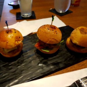 Mini hamburguesas de entrada