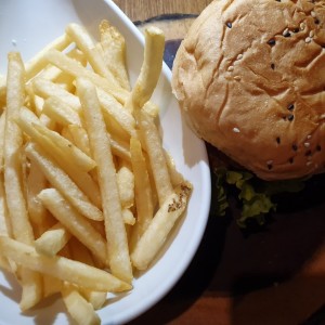 hamburguesa con papas