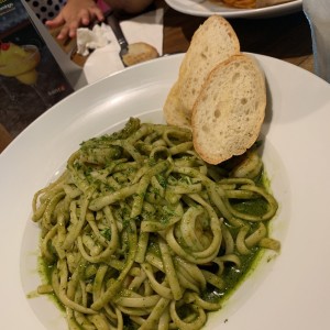 espagueti al pesto