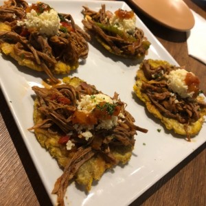 patacones con ropa vieja