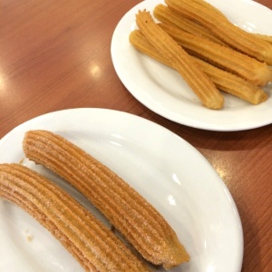 Churros rellenos y sencillos