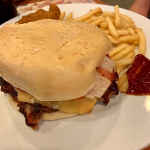 Hamburguesa con Queso y Bacon