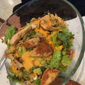 ensalada mexicana con pollo asado