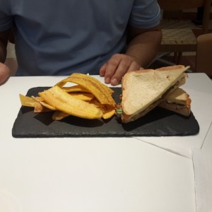 Sandwiche de Pavo con Platanitos